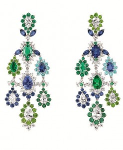 Cher Dior Exquise Emerald earrings Front (Copy)