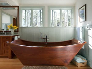 double-wooden-bathtub-cottahe-bathroom-ideas