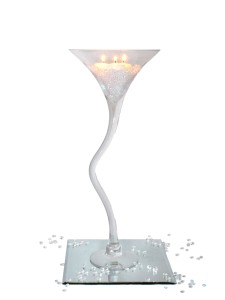 Curvy-Martini-Vase-with-Floating-Candles